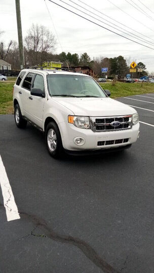2011 FORD Escape