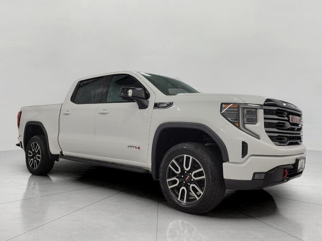 2025 GMC Sierra