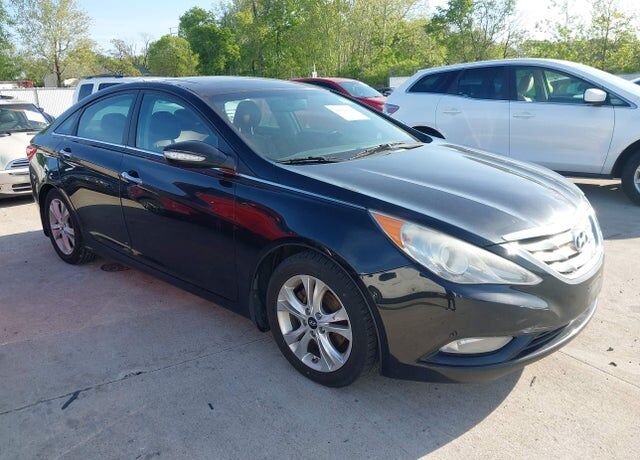2013 HYUNDAI Sonata