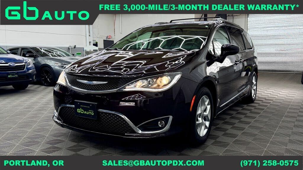 2017 CHRYSLER Pacifica