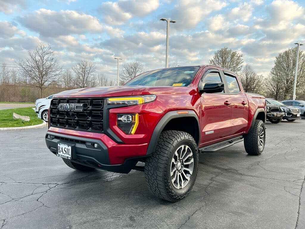 2023 GMC Canyon