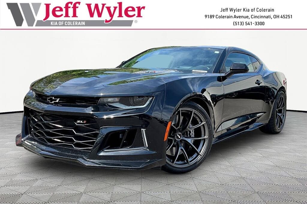 2017 CHEVROLET Camaro