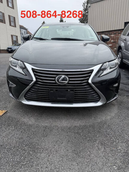 2017 LEXUS ES