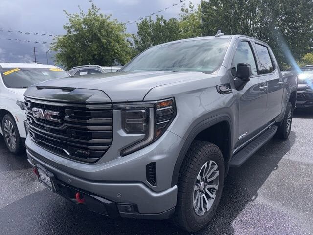2023 GMC Sierra