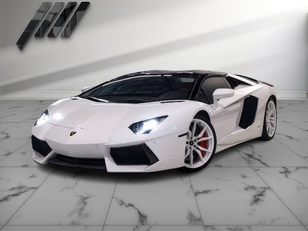 2016 LAMBORGHINI Aventador