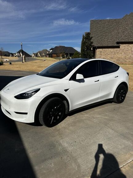 2021 TESLA Model Y