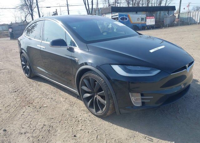 2018 TESLA Model X