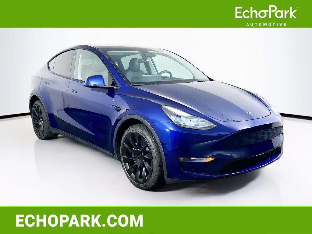 2024 TESLA Model Y