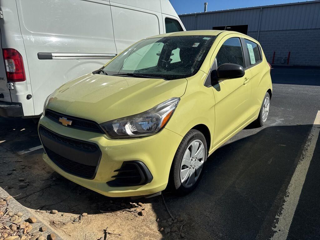2017 CHEVROLET Spark