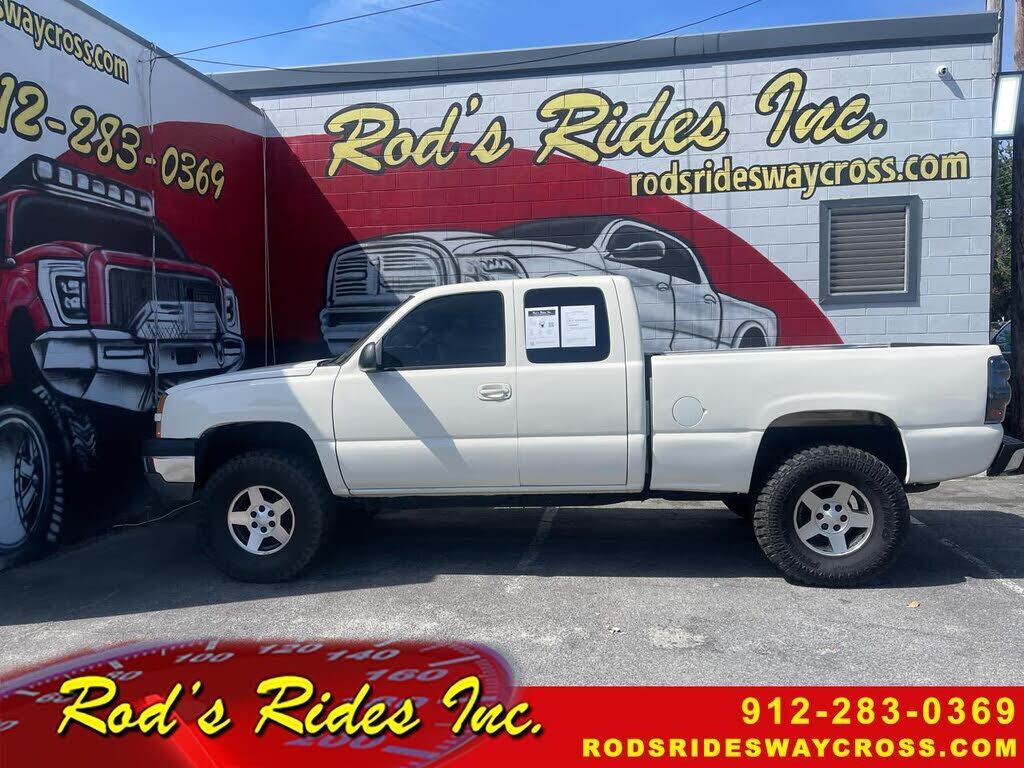 2004 CHEVROLET Silverado