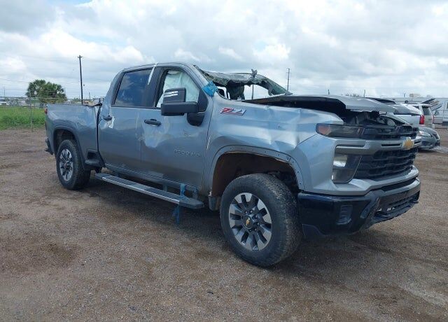 2024 CHEVROLET Silverado HD