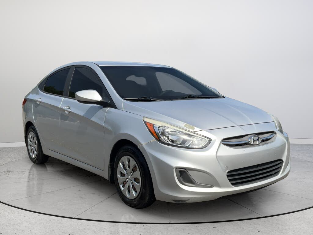 2016 HYUNDAI Accent