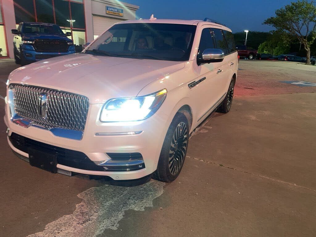 2019 LINCOLN Navigator