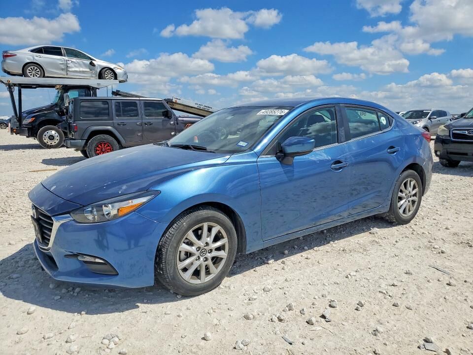 2017 MAZDA Mazda3