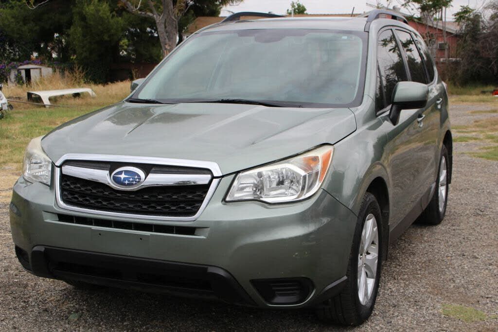 2015 SUBARU Forester