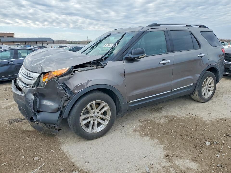 2011 FORD Explorer