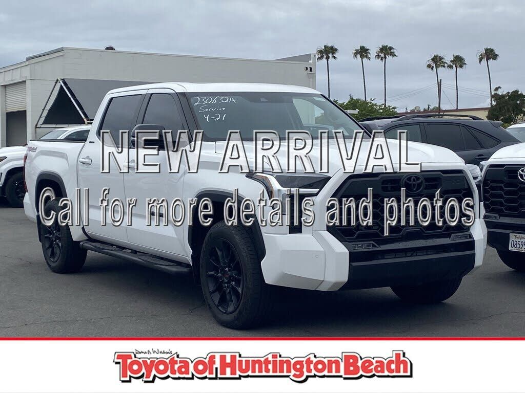 2024 TOYOTA Tundra