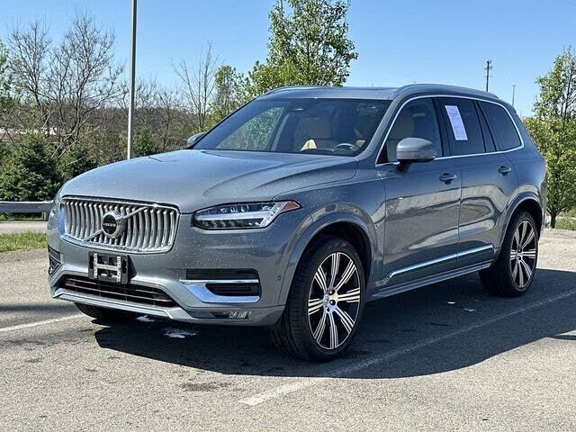 2023 VOLVO XC90
