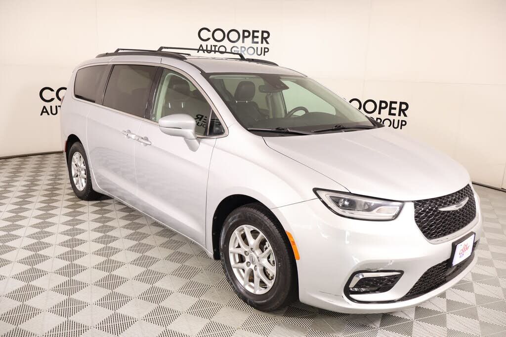 2022 CHRYSLER Pacifica
