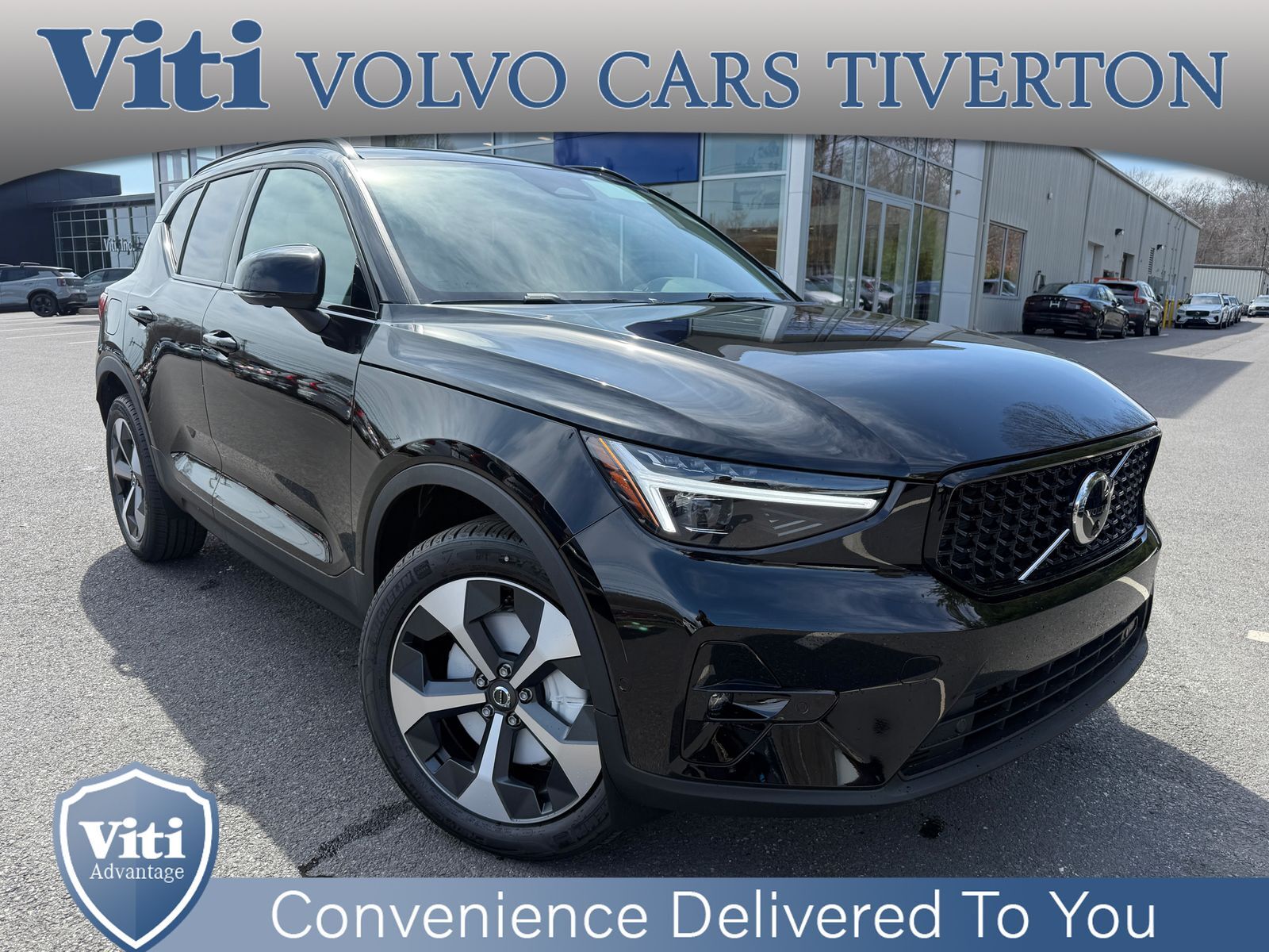 2026 VOLVO XC40
