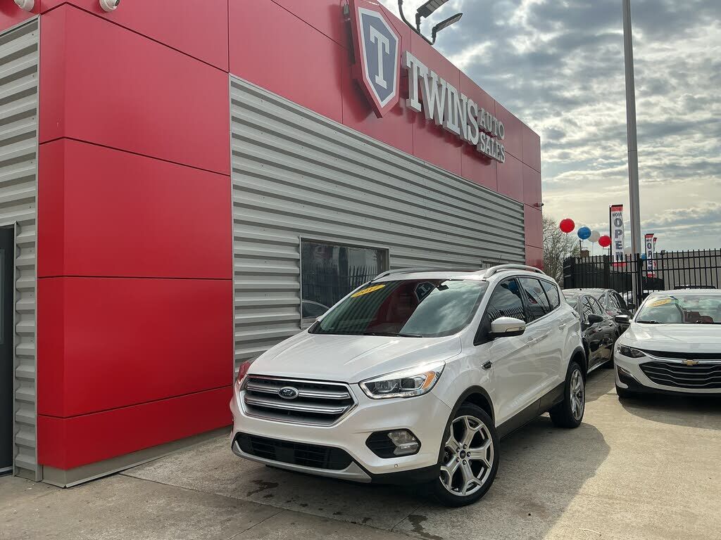 2017 FORD Escape