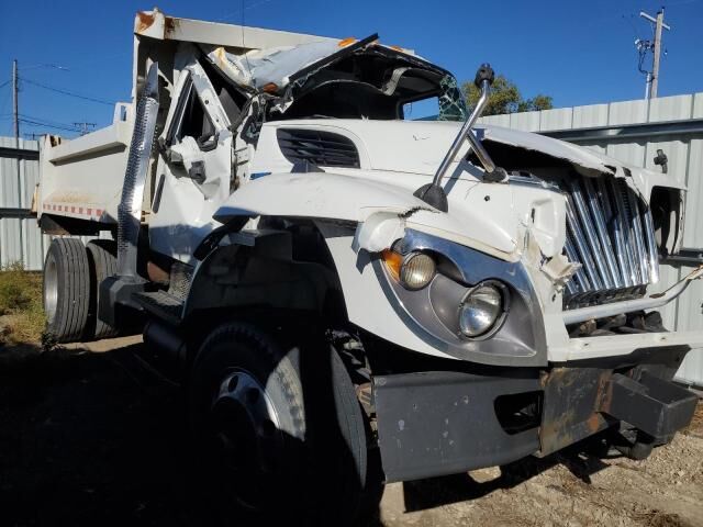 2010 INTERNATIONAL SA615
