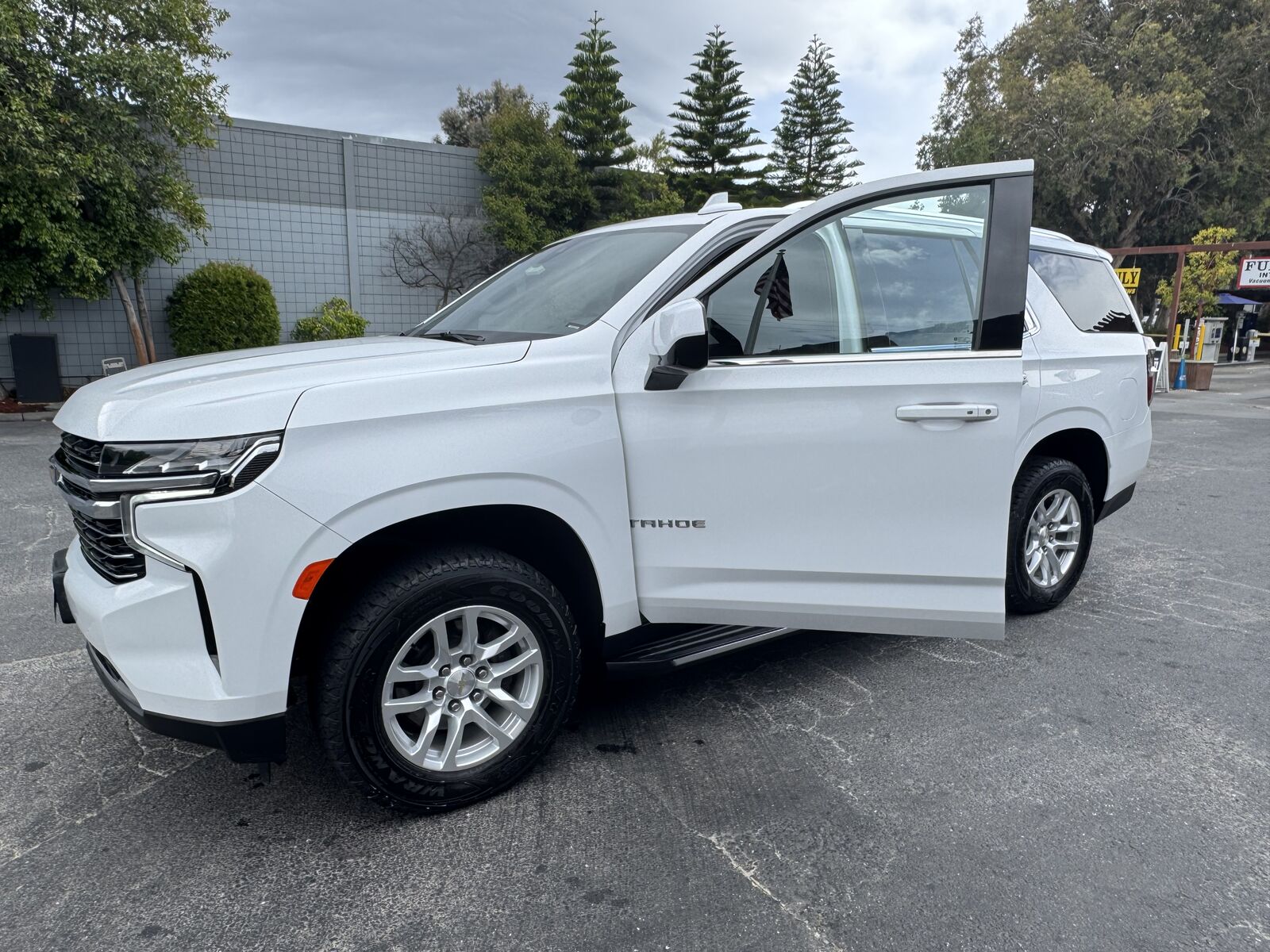 2021 CHEVROLET Tahoe