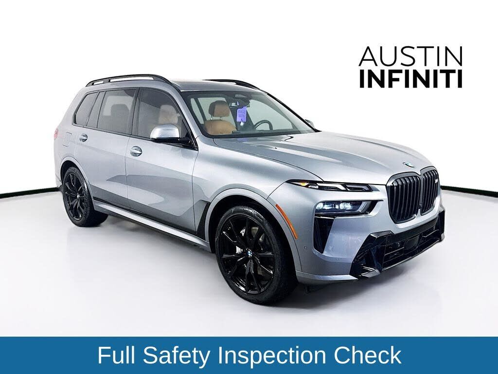 2023 BMW X7