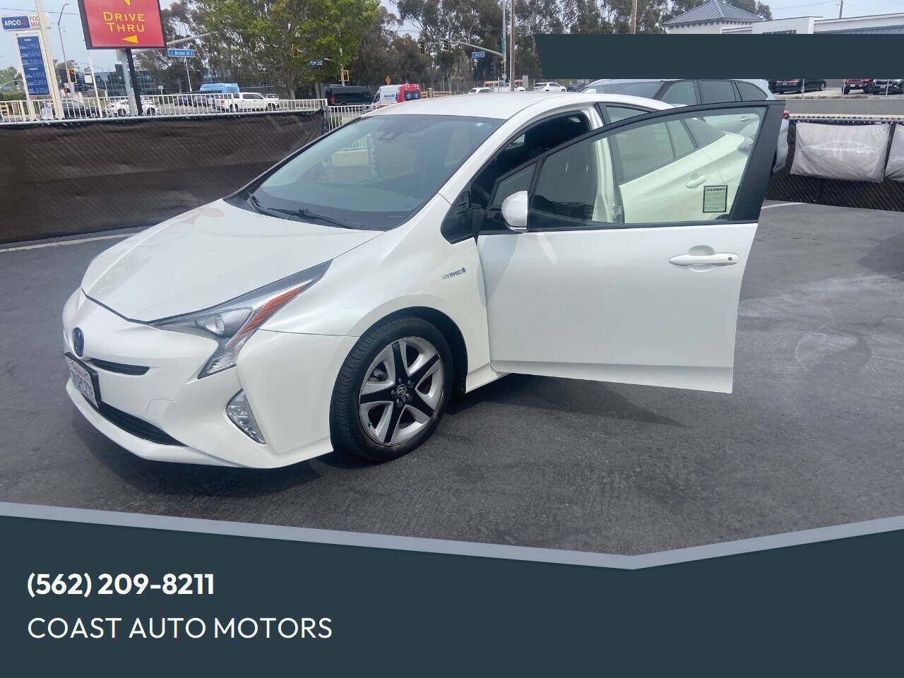 2016 TOYOTA PRIUS