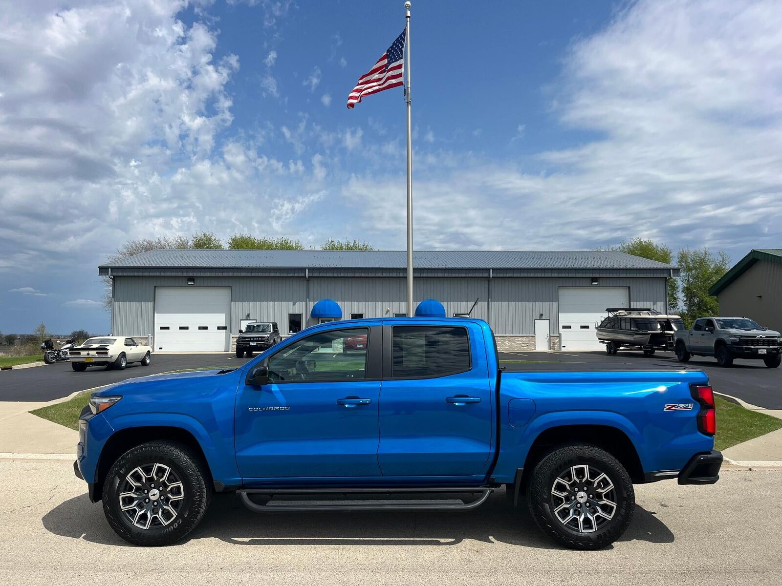 2023 CHEVROLET Silverado
