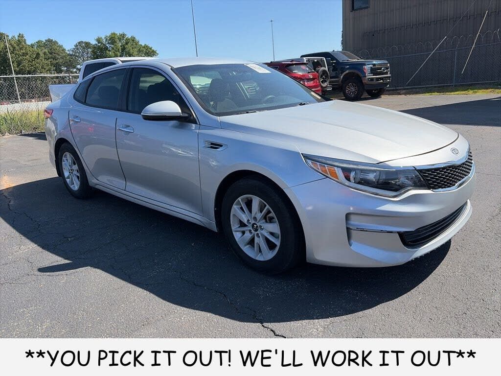 2017 KIA Optima