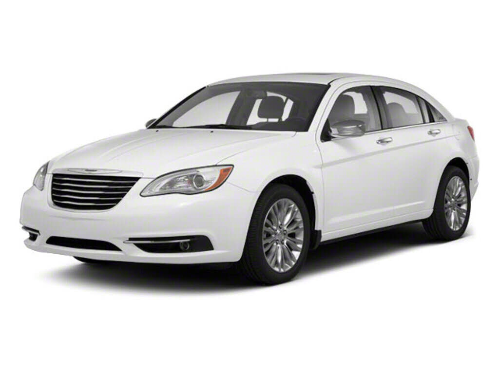 2013 CHRYSLER 200
