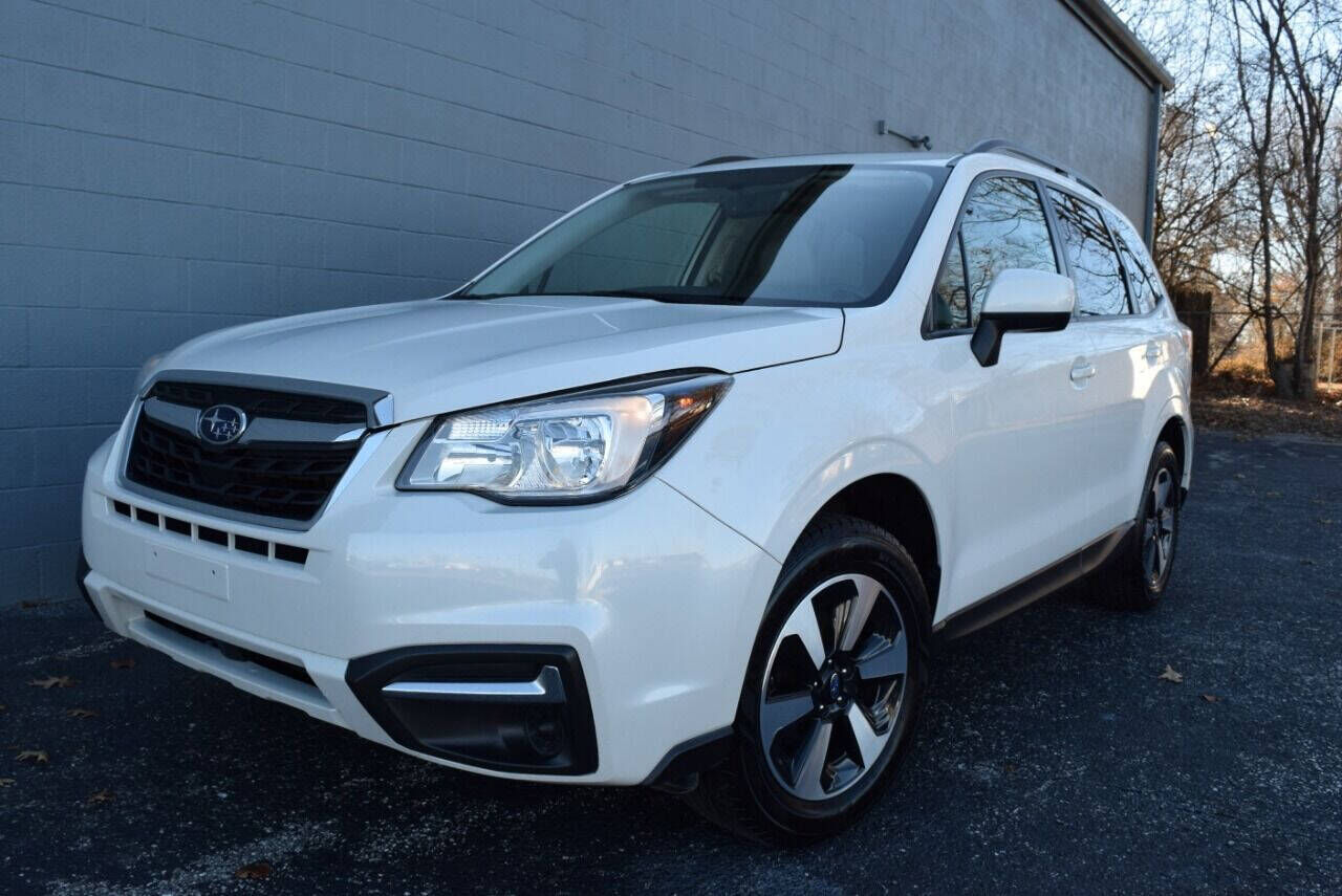 2017 SUBARU Forester