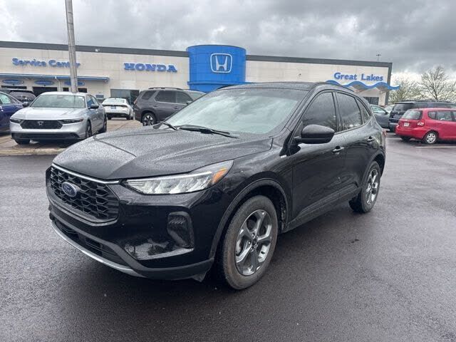 2025 FORD Escape
