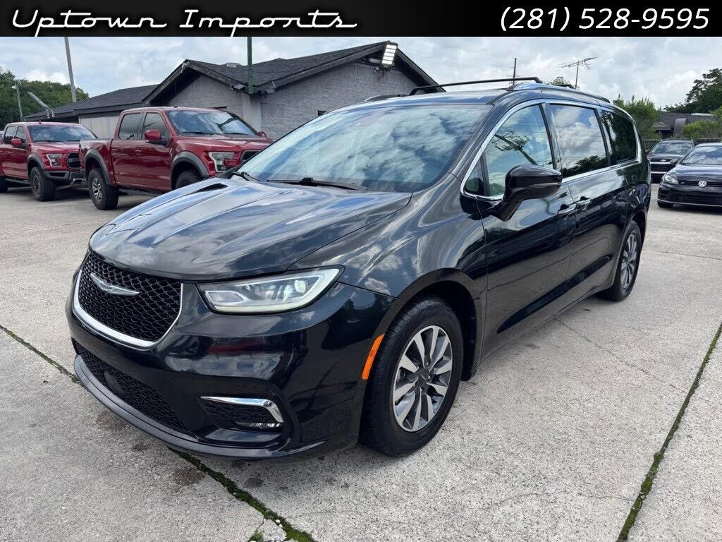 2021 CHRYSLER Pacifica
