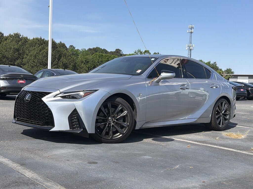 2023 LEXUS IS