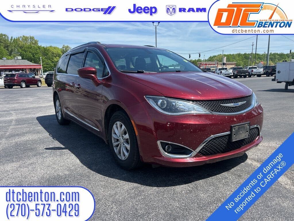 2019 CHRYSLER Pacifica
