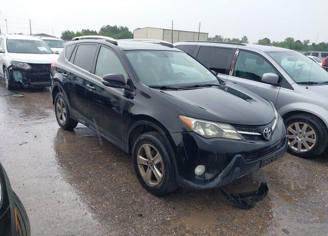 2015 TOYOTA RAV4