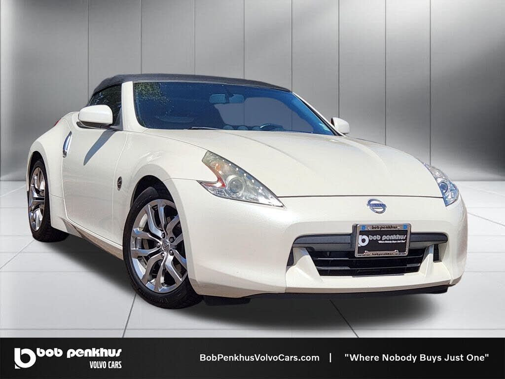 2010 NISSAN 370Z