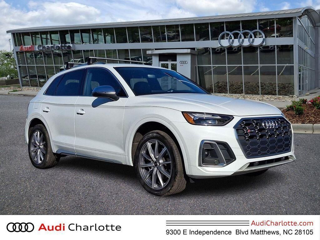 2022 AUDI SQ5
