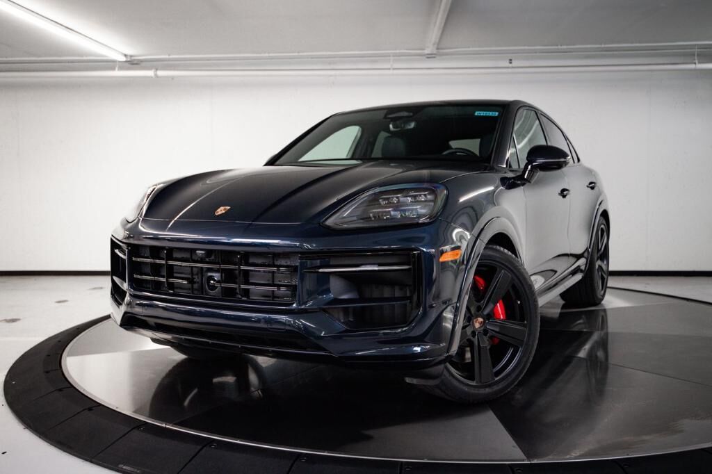 2026 PORSCHE Cayenne