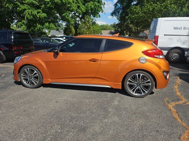 2016 HYUNDAI Veloster