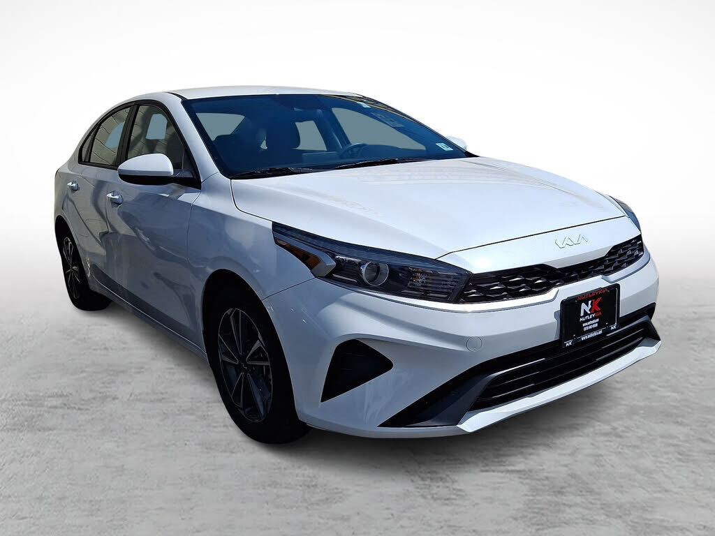 2023 KIA Forte