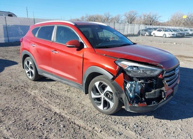 2016 HYUNDAI Tucson
