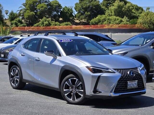 2025 LEXUS UX
