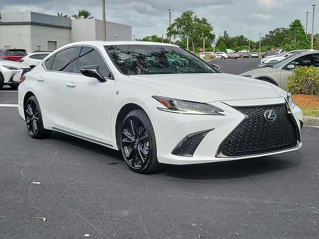 2025 LEXUS ES