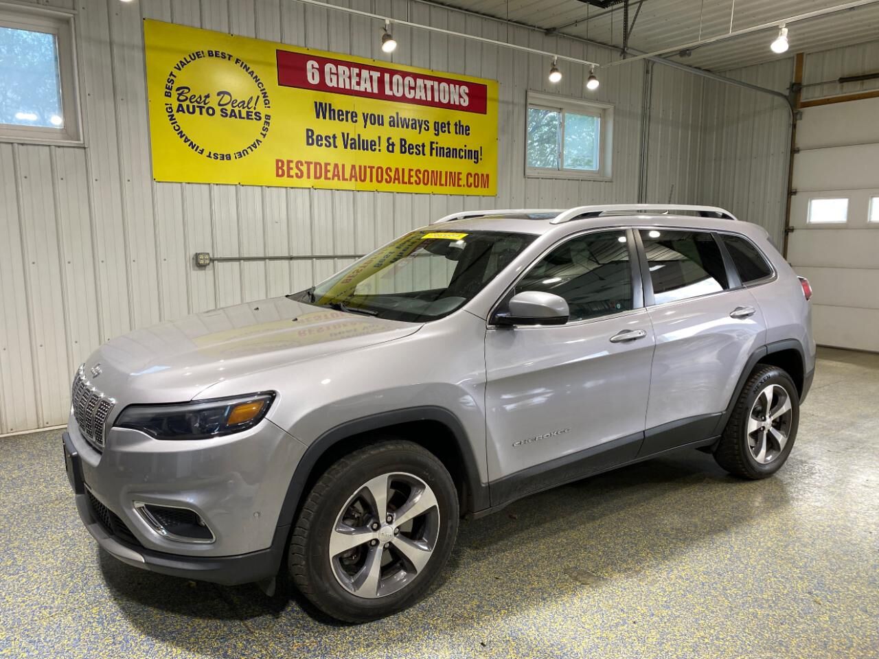 2019 JEEP Cherokee