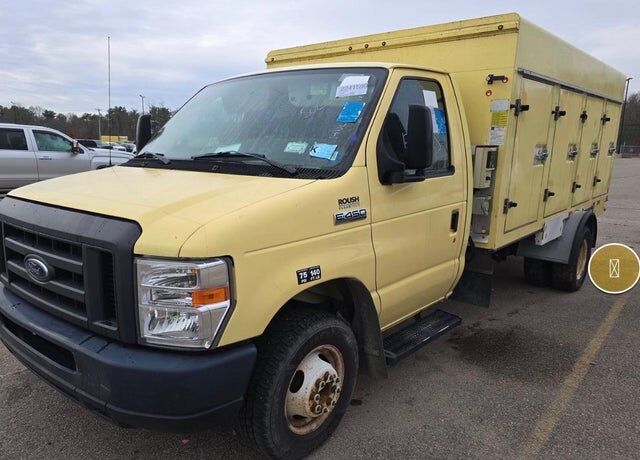 2019 FORD E-450