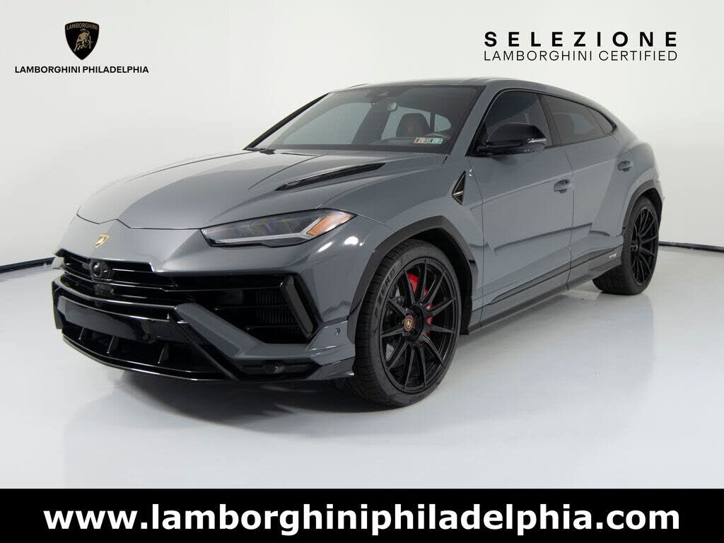 2024 LAMBORGHINI URUS
