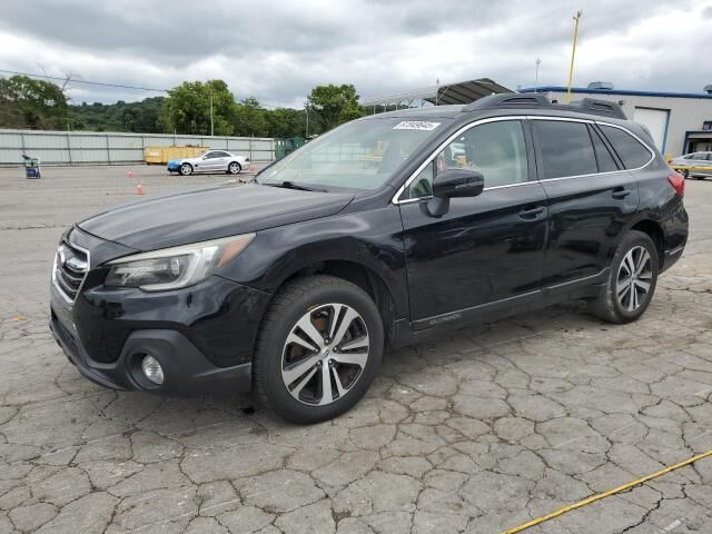 2018 SUBARU Outback